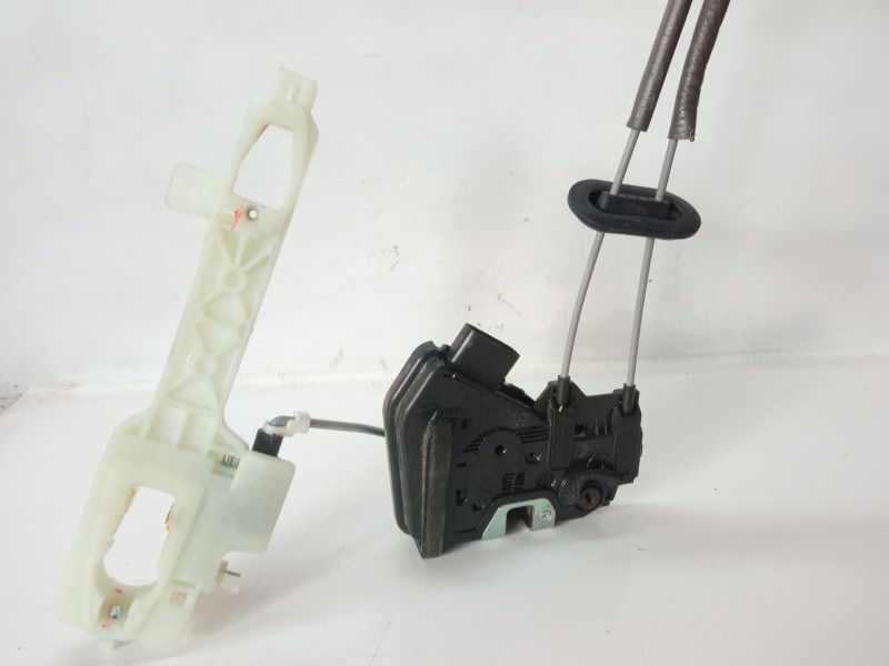 Recambio de cerradura puerta trasera izquierda para kia niro referencia OEM IAM 81410G5000 81410G5000 81410G5000LC3