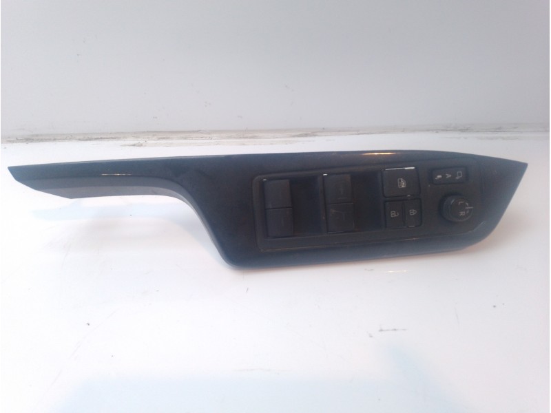 Recambio de mando elevalunas delantero izquierdo para toyota c-hr referencia OEM IAM 84040F4090  