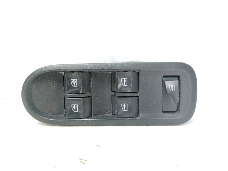 Recambio de mando elevalunas delantero izquierdo para dacia duster ambiance 4x2 referencia OEM IAM 254111342R  