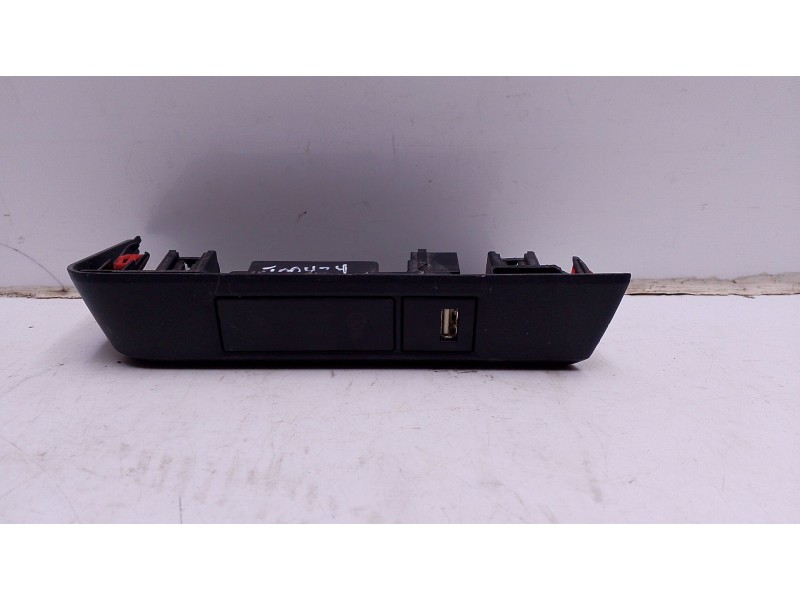 Recambio de modulo electronico para toyota yaris 1.5 16v cat referencia OEM IAM 554070D070  