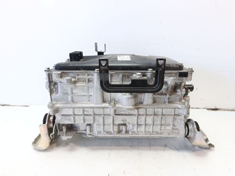 Recambio de transformador de tensión para toyota yaris active referencia OEM IAM G92A052240  