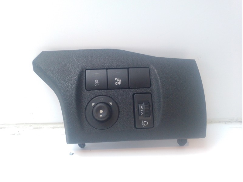 Recambio de molduras delanteras para peugeot partner kombi confort referencia OEM IAM 8231NN 9680907377 