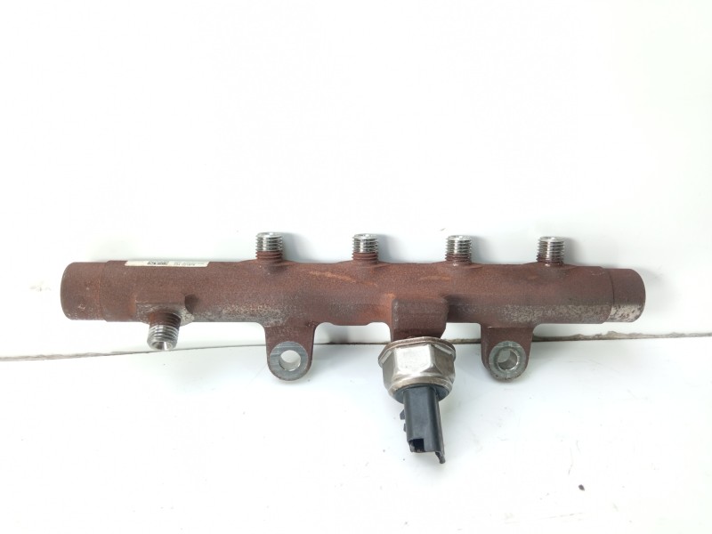 Recambio de rampa inyectora para renault scenic ii referencia OEM IAM A2C20001221  