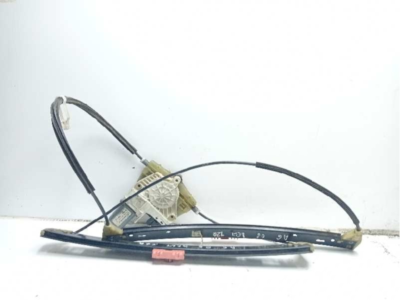Recambio de elevalunas delantero izquierdo para audi a6 avant (4b5) 2.5 tdi referencia OEM IAM 4B0837461C  