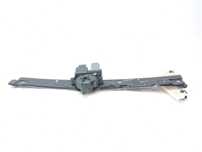Recambio de elevalunas delantero izquierdo para toyota proace 1.6 16v turbodiesel cat referencia OEM IAM 9829503680  