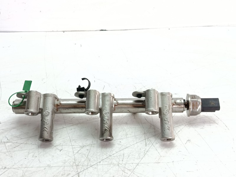 Recambio de rampa inyectora para peugeot 2008 (--.2013) active referencia OEM IAM 9802438180 9810335380 9819061280