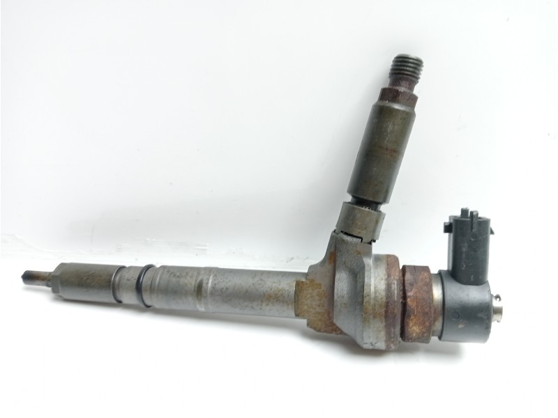 Recambio de inyector monopunto para opel astra h berlina cosmo referencia OEM IAM 0445110175  