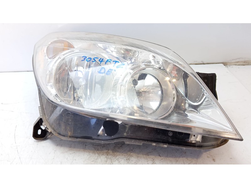 Recambio de faro derecho para opel astra gtc referencia OEM IAM 93190070  1EG27037052