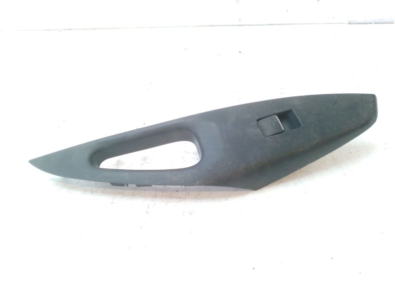 Recambio de mando elevalunas trasero izquierdo para toyota corolla (e21) referencia OEM IAM 8481002370  7427202820