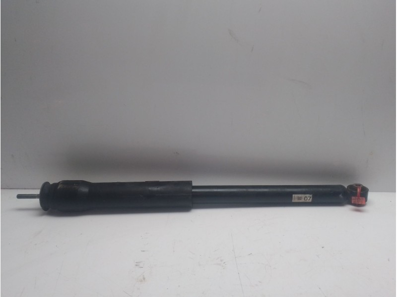 Recambio de amortiguador trasero izquierdo para toyota aygo referencia OEM IAM 485300H090  