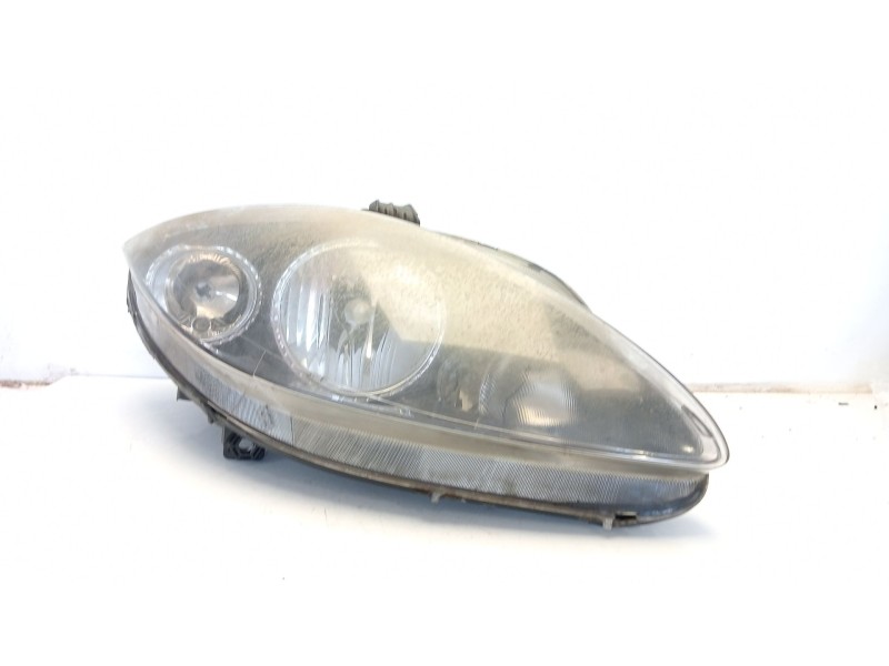 Recambio de faro derecho para seat leon (1p1) 1.9 tdi referencia OEM IAM 5P1941034A  
