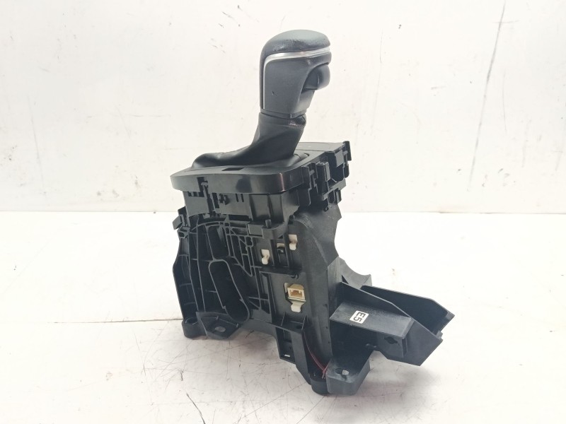 Recambio de palanca cambio para toyota yaris (_p21_, _pa1_, _ph1_) 1.5 hybrid (mxph10) referencia OEM IAM 33560F4050  