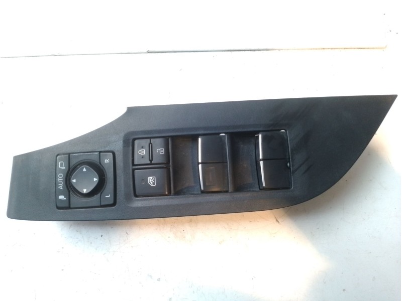 Recambio de mando elevalunas delantero izquierdo para toyota rav4 referencia OEM IAM 8404042030  