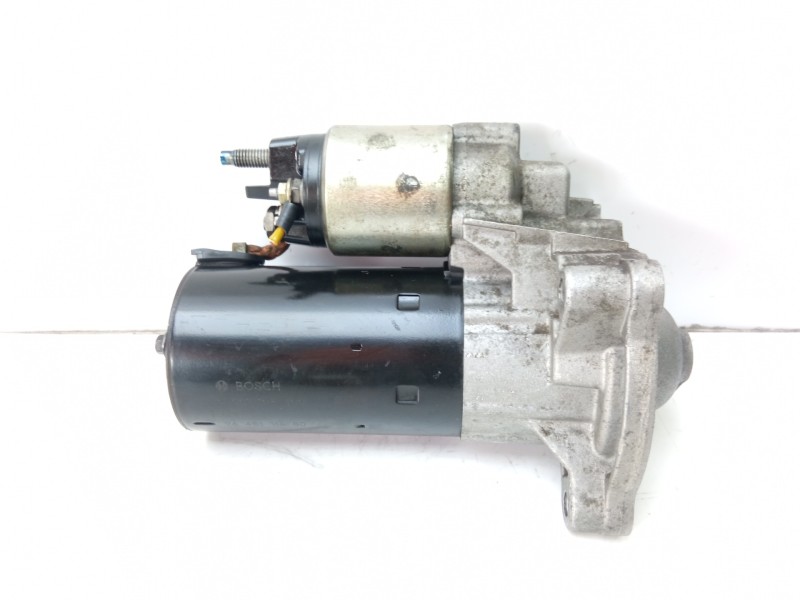 Recambio de motor arranque para ford fiesta berlina básico referencia OEM IAM 1108400  