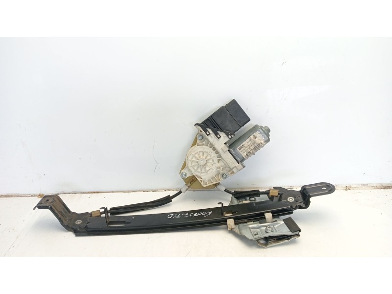 Recambio de elevalunas trasero derecho para seat leon (1p1) 1.9 tdi referencia OEM IAM 1P0839462  