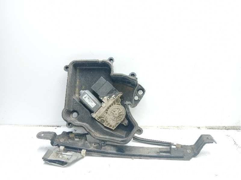 Recambio de elevalunas trasero izquierdo para seat leon (1p1) comfort limited referencia OEM IAM 1P0839461A  
