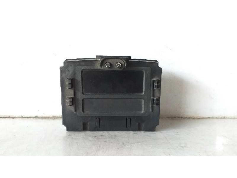 Recambio de pantalla multifuncion para opel zafira a elegance referencia OEM IAM 13106240  