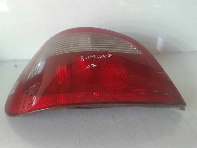 Recambio de piloto trasero izquierdo para renault megane i fase 2 berlina (ba0) 1.6 referencia OEM IAM 7700428320  