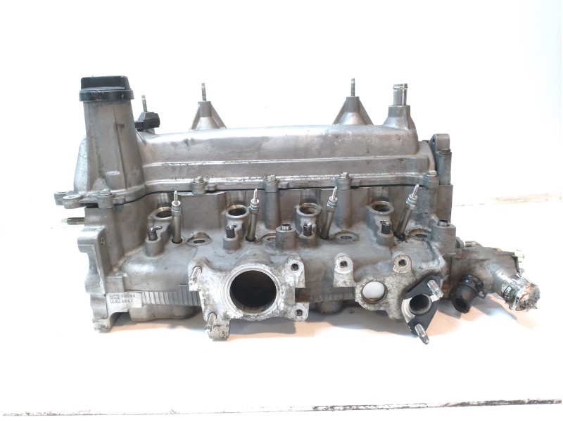 Recambio de culata para toyota auris básico referencia OEM IAM 1110133060  