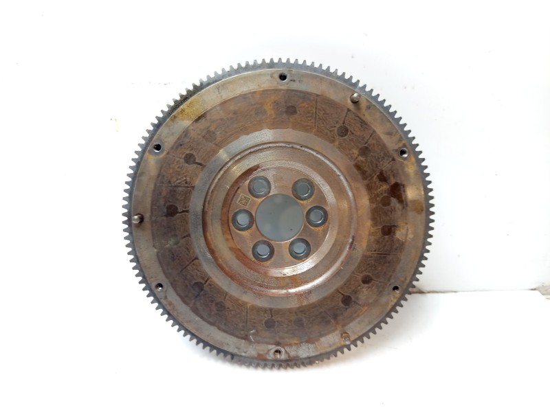 Recambio de volante motor para seat arona 1.0 tsi referencia OEM IAM 04C105269J  