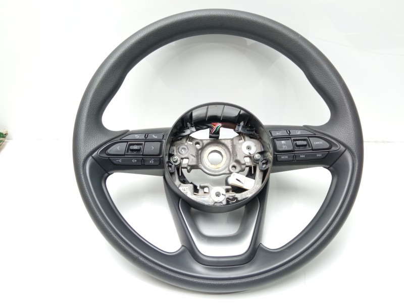 Recambio de volante para toyota yaris 1.5 16v cat referencia OEM IAM 45100K0140C1 45100K0130 45100K0130C0