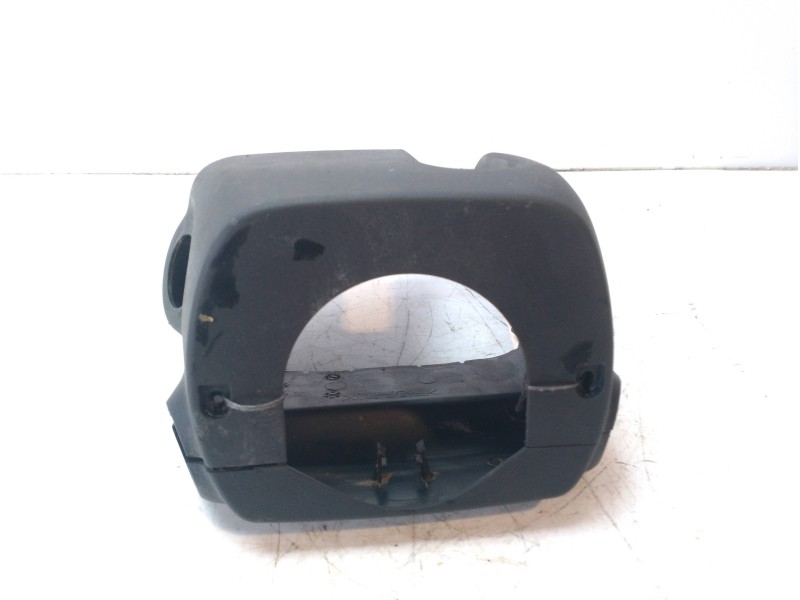 Recambio de molduras delanteras para toyota hilux (kun) cabina doble vx 4x4 referencia OEM IAM 452860K090  