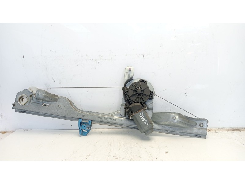 Recambio de elevalunas delantero izquierdo para renault modus referencia OEM IAM 8200277577  