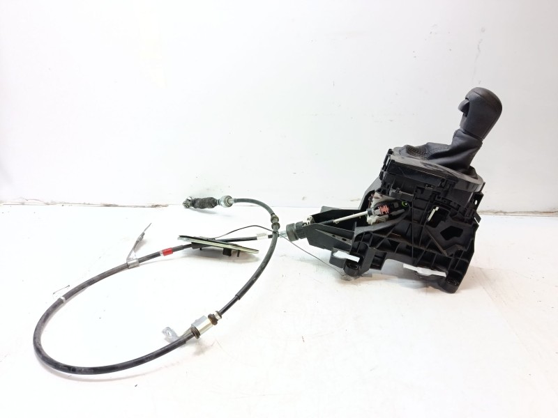 Recambio de selector cambio para toyota yaris active referencia OEM IAM 33560K0010  