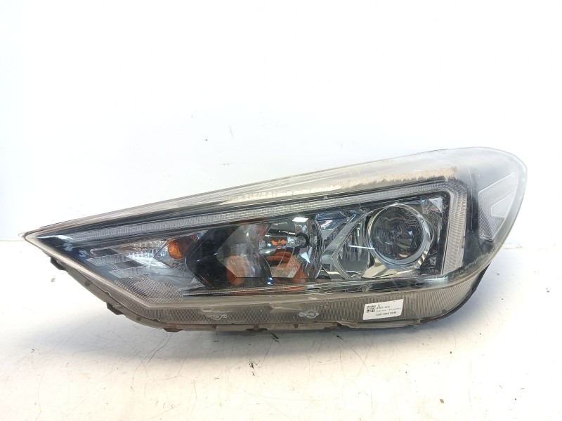 Recambio de faro izquierdo para hyundai tucson 1.6 cat referencia OEM IAM 92101D7600  