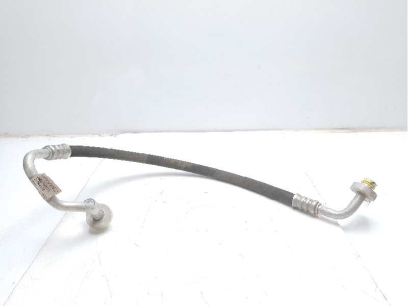 Recambio de tubo para volvo xc 40 business plus awd referencia OEM IAM 31694878  