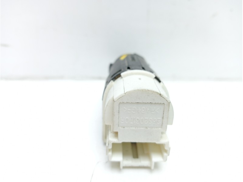 Recambio de interruptor para dacia lodgy 1.2 16v tce cat referencia OEM IAM 253206170R  