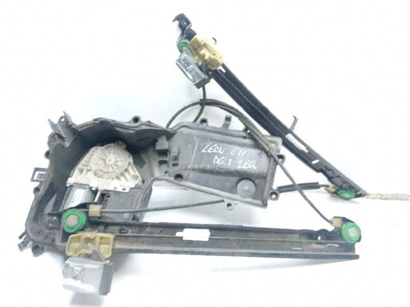 Recambio de elevalunas delantero izquierdo para seat leon (1p1) emocion referencia OEM IAM 1P0837461A  