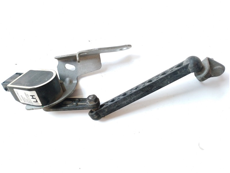 Recambio de sensor para volvo xc 40 business plus awd referencia OEM IAM 32221957  