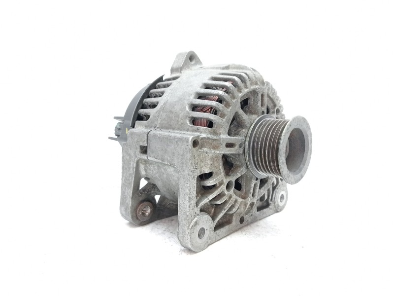 Recambio de alternador para nissan primera berlina (p12) acenta referencia OEM IAM 8200290215  