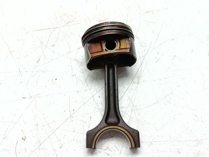 Recambio de piston para peugeot 308 access referencia OEM IAM 1613665180  