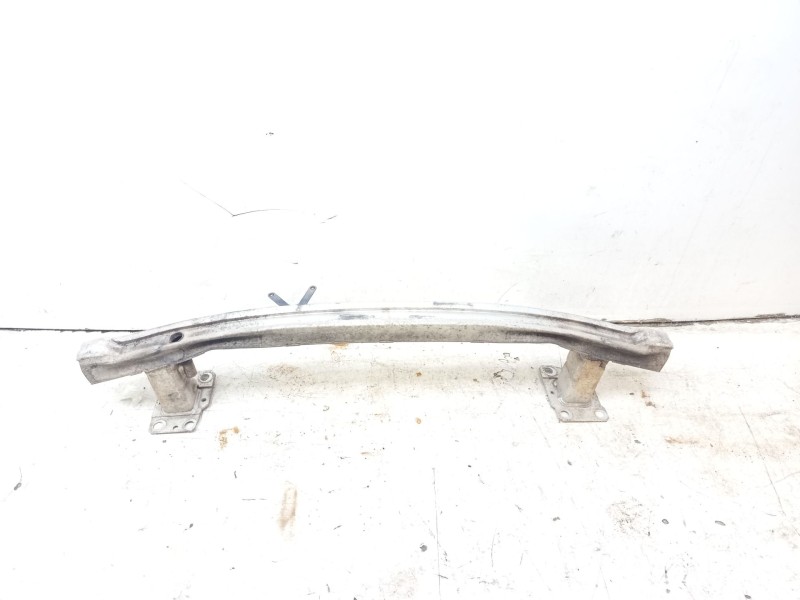 Recambio de refuerzo paragolpes delantero para renault scenic iii 1.5 dci diesel fap referencia OEM IAM 8200534784  