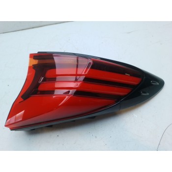 PILOTO TRASERO DERECHO 81551F4011 81550-F4130-00 18960F