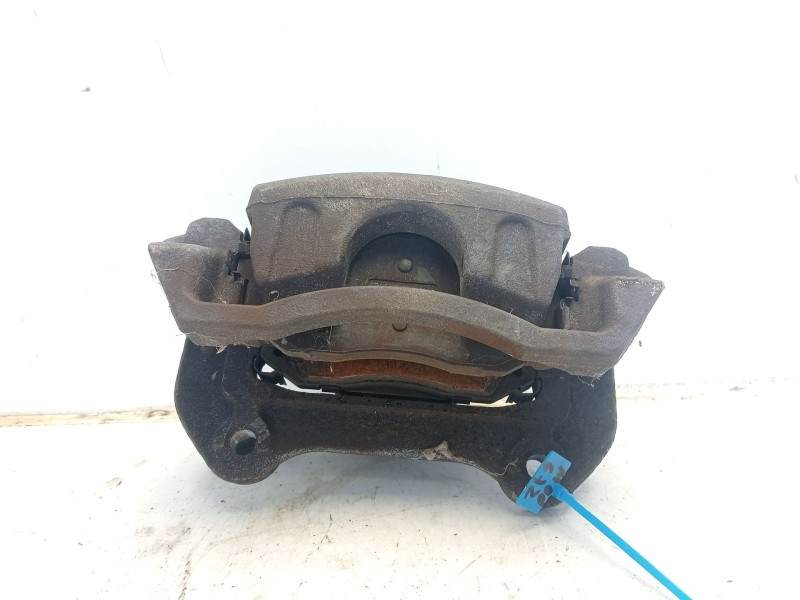 Recambio de pinza freno delantera derecha para hyundai tucson 1.6 cat referencia OEM IAM 58130D7500  