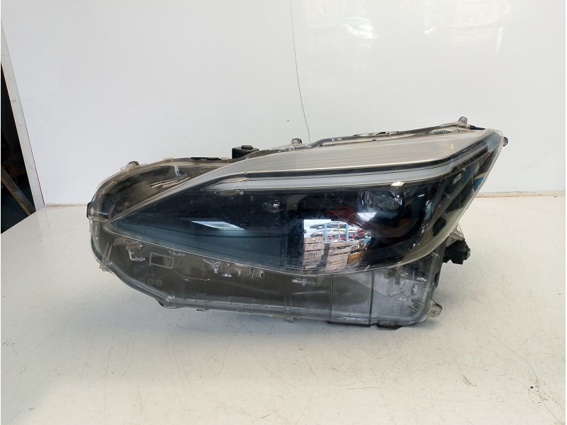 Recambio de faro izquierdo para toyota yaris cross (mxp_) 1.5 (mxpb10) referencia OEM IAM 811700DP30  