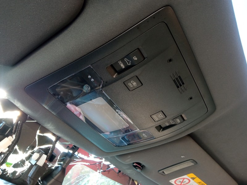Recambio de luz interior para lexus rc referencia OEM IAM 8120824360C0  