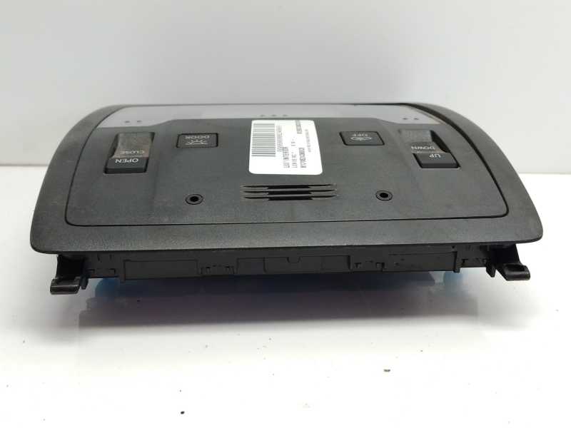 Recambio de luz interior para lexus rc referencia OEM IAM 8120824360C0  