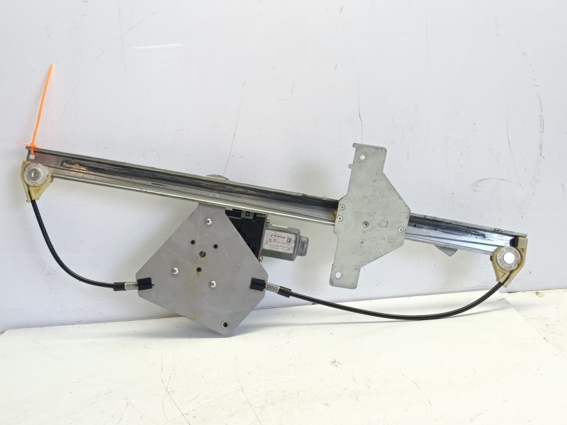 Recambio de elevalunas delantero izquierdo para chevrolet cruze hatchback referencia OEM IAM 9221GE  