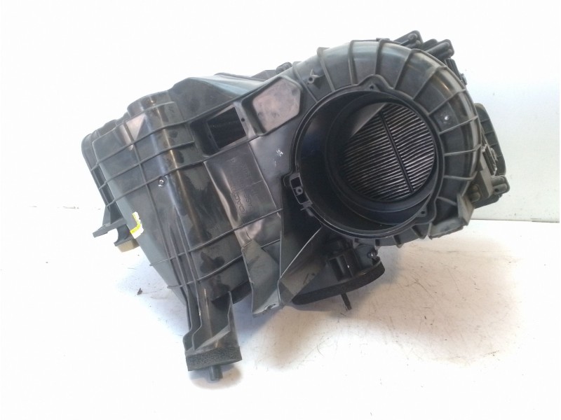 Recambio de evaporador aire acondicionado para ssangyong actyon 2.0 td cat referencia OEM IAM 6810121060  