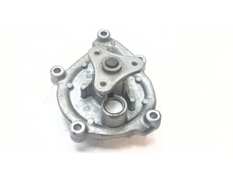 Recambio de bomba agua para peugeot 308 access referencia OEM IAM 9801573380  AC47100
