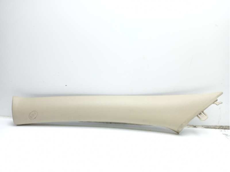 Recambio de molduras delanteras para hyundai santa fé ii furgoneta/suv (cm) crdi 4x4 referencia OEM IAM 858102B010J4  