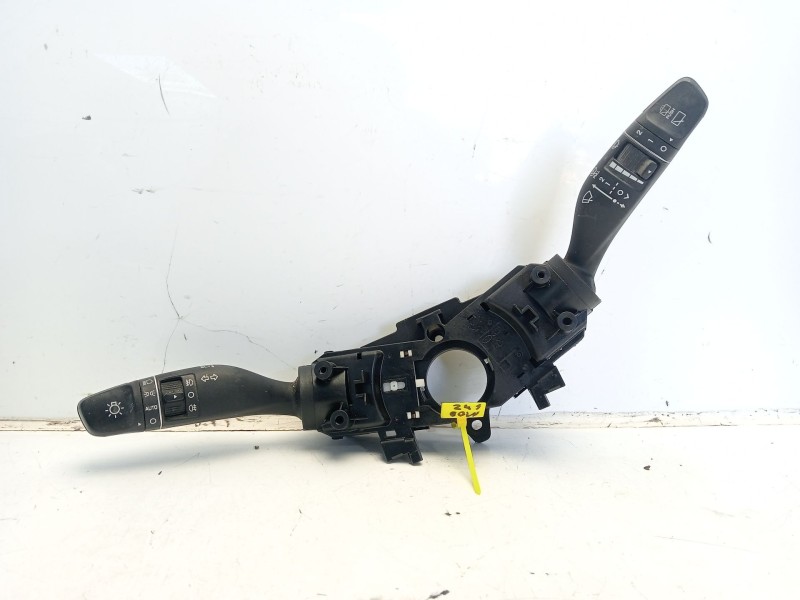 Recambio de mando intermitentes para hyundai tucson 1.6 cat referencia OEM IAM 93403D3952  