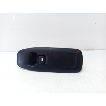 MANDO ELEVALUNAS DELANTERO DERECHO 96751118ZD 