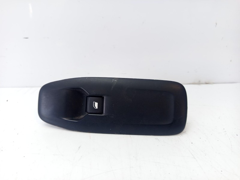 Recambio de mando elevalunas delantero derecho para peugeot 208 referencia OEM IAM 96751118ZD  