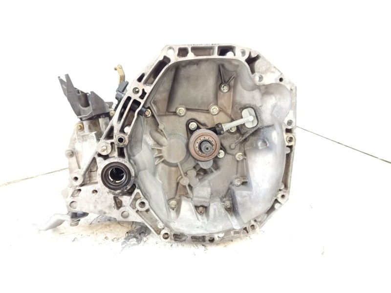 Recambio de caja cambios para renault clio iii 1.5 dci diesel referencia OEM IAM 7701719167  JH3141