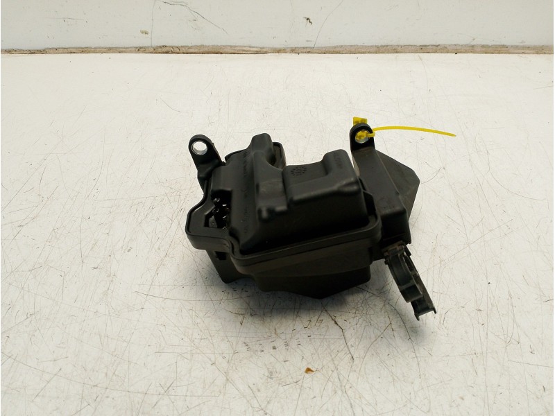 Recambio de valvula de aire adicional para peugeot 308 access referencia OEM IAM V756091680  